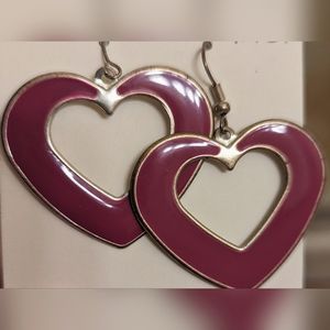 '80s style cut out heart Valentine's Day cute fun earrings fuchsia